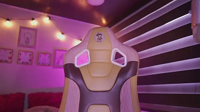 milly kenner online show from September 9, 2025, 6:40 pm