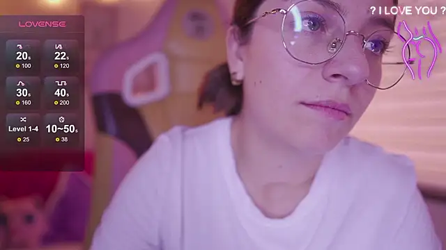 Snapshot of milly_kenner chatting on March 3, 2026, 7:31 pm milly kenner online show from March 3, 2026, 7:31 pm