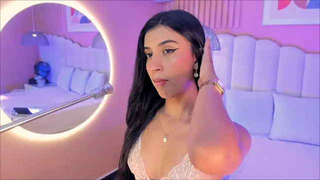 Snapshot of zia_cooper chatting on October 25, 2025, 7:08 pm zia cooper online show from October 25, 2025, 7:08 pm