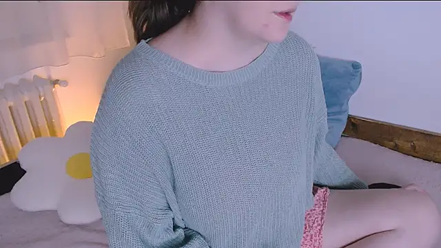 ChubbyMaia online show from March 18, 2026, 5:49 pm