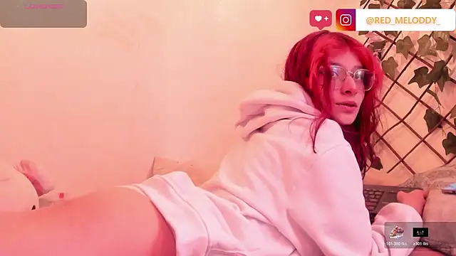 RedMeloddy online show from October 27, 2025, 9:30 pm