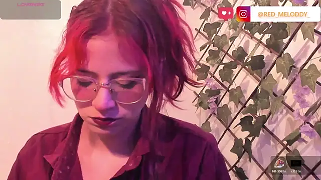 RedMeloddy online show from November 4, 2025, 9:47 pm