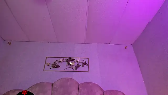 Annyeli online show from December 17, 2024, 3:17 am