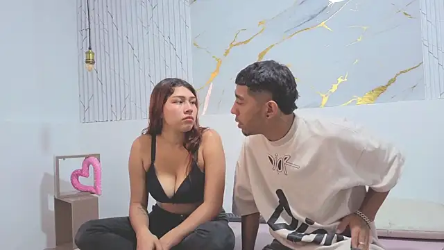 Annyeli online show from November 25, 2025, 11:32 am