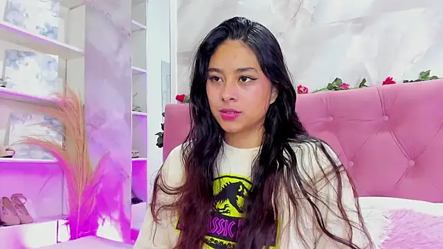 AnnaQueen  online show from November 4, 2025, 4:17 pm