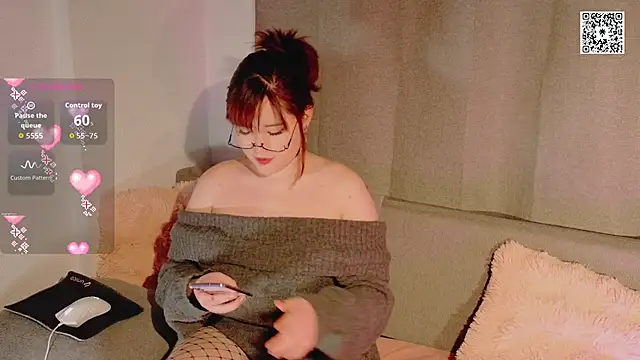 Snapshot of Amoki_Uki chatting on January 17, 2026, 9:29 pm Amoki Uki online show from January 17, 2026, 9:29 pm