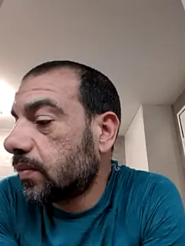 Snapshot of FotografoPollon chatting on March 7, 2025, 7:27 pm FotografoPollon online show from March 7, 2025, 7:27 pm