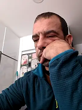Snapshot of FotografoPollon chatting on March 15, 2025, 10:03 am FotografoPollon online show from March 15, 2025, 10:03 am