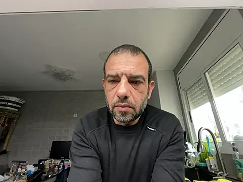 Snapshot of FotografoPollon chatting on March 21, 2025, 2:18 pm FotografoPollon online show from March 21, 2025, 2:18 pm