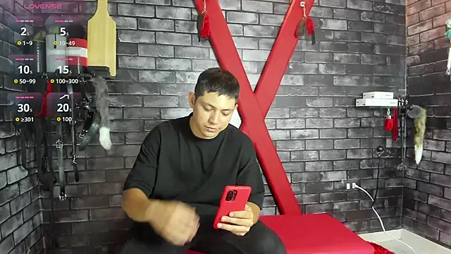 Axx21Cml online show from October 28, 2025, 9:50 pm