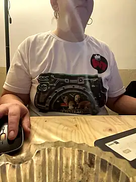 Snapshot of Popinasq chatting on January 13, 2026, 12:38 am Popinasq online show from January 13, 2026, 12:38 am