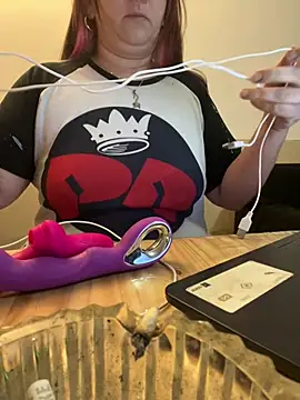 Snapshot of Popinasq chatting on April 5, 2026, 1:25 am Popinasq online show from April 5, 2026, 1:25 am