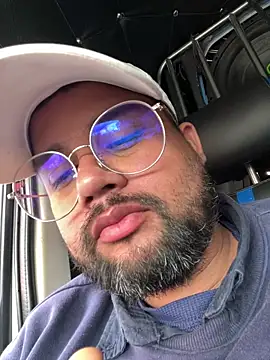 GABRIELGARCIA1313 online show from February 19, 2026, 3:30 pm