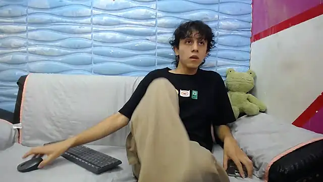 Snapshot of Felipe_Browns chatting on January 25, 2025, 1:08 pm Felipe Browns online show from January 25, 2025, 1:08 pm