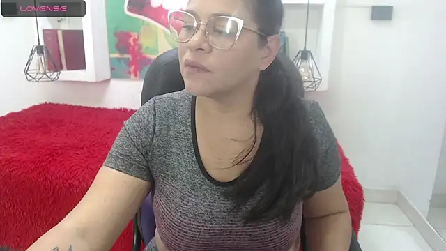 sexy lady 0 online show from October 9, 2025, 11:30 am