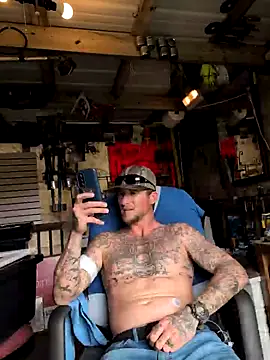 Snapshot of jtw14 chatting on October 12, 2025, 6:40 pm jtw14 online show from October 12, 2025, 6:40 pm