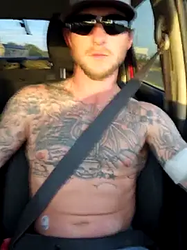 Snapshot of jtw14 chatting on November 17, 2025, 10:15 pm jtw14 online show from November 17, 2025, 10:15 pm