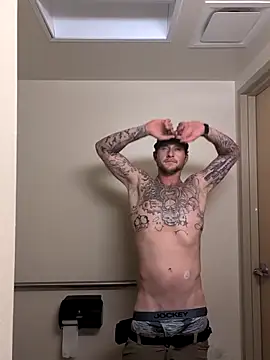 Snapshot of jtw14 chatting on November 21, 2025, 5:11 pm jtw14 online show from November 21, 2025, 5:11 pm