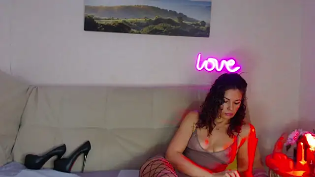 Snapshot of MariaModel chatting on January 13, 2025, 7:00 am MariaModel online show from January 13, 2025, 7:00 am