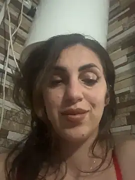 EmaSkyes online show from October 10, 2025, 6:07 pm