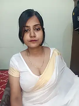 Snapshot of Miss-Riyasingh chatting on April 19, 2026, 6:21 pm Miss-Riyasingh online show from April 19, 2026, 6:21 pm