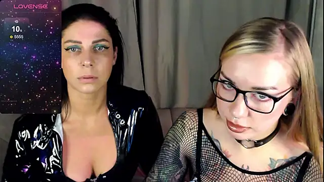 Snapshot of Carrie_Moonshine chatting on January 4, 2025, 8:48 pm Carrie Moonshine online show from January 4, 2025, 8:48 pm