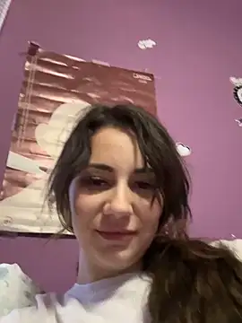 Snapshot of BelleSkye chatting on March 15, 2025, 2:34 pm BelleSkye online show from March 15, 2025, 2:34 pm