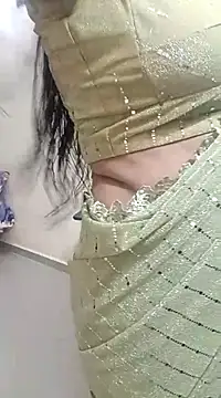 Snapshot of kaamuk_shweta chatting on February 25, 2025, 12:25 am kaamuk shweta online show from February 25, 2025, 12:25 am