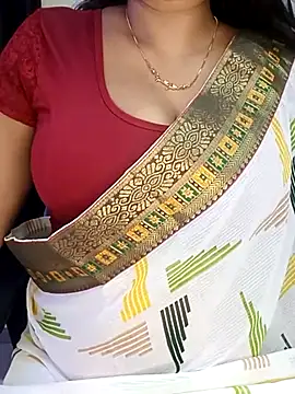 Snapshot of kaamuk_shweta chatting on March 12, 2025, 8:19 am kaamuk shweta online show from March 12, 2025, 8:19 am