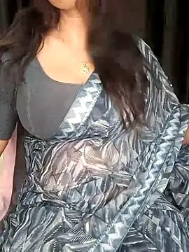 Snapshot of kaamuk_shweta chatting on March 15, 2025, 6:10 pm kaamuk shweta online show from March 15, 2025, 6:10 pm