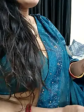 Snapshot of kaamuk_shweta chatting on March 17, 2025, 10:49 pm kaamuk shweta online show from March 17, 2025, 10:49 pm