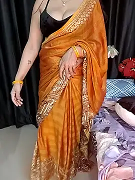 Snapshot of kaamuk_shweta chatting on September 10, 2025, 9:59 pm kaamuk shweta online show from September 10, 2025, 9:59 pm