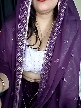 Snapshot of kaamuk_shweta chatting on September 21, 2025, 10:44 pm kaamuk shweta online show from September 21, 2025, 10:44 pm