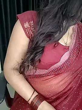 Snapshot of kaamuk_shweta chatting on October 7, 2025, 4:15 pm kaamuk shweta online show from October 7, 2025, 4:15 pm