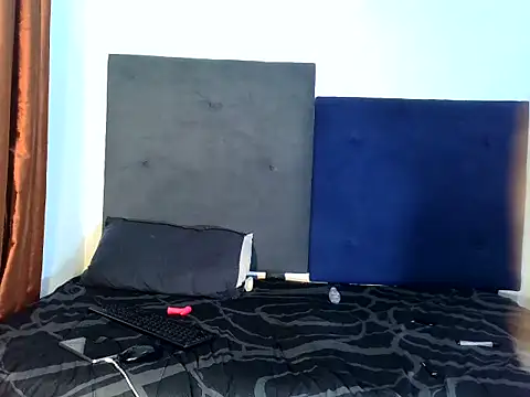 ReginaStar16 online show from March 4, 2025, 8:16 pm