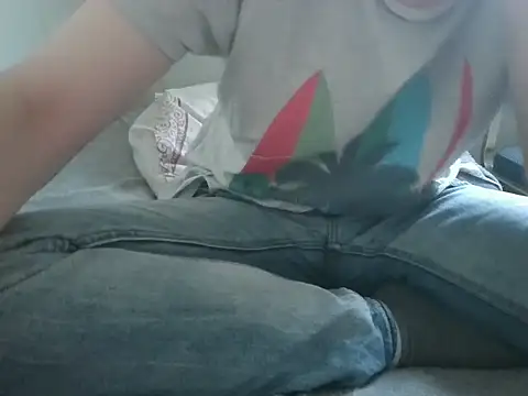 Snapshot of krissraw chatting on January 19, 2026, 9:57 am krissraw online show from January 19, 2026, 9:57 am