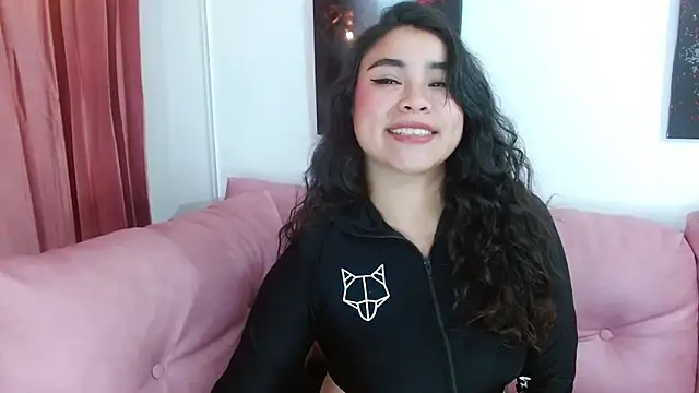 hinataleecs online show from September 28, 2025, 9:53 pm