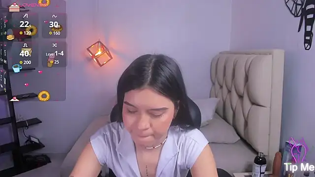 Snapshot of cassiehoward14 chatting on November 5, 2025, 7:25 pm cassiehoward14 online show from November 5, 2025, 7:25 pm