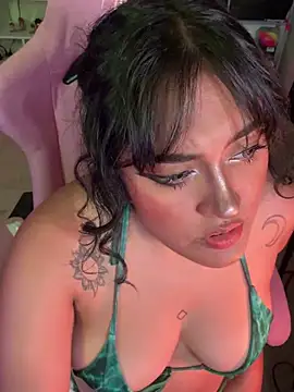 Snapshot of pawmistry chatting on February 23, 2025, 1:13 am pawmistry online show from February 23, 2025, 1:13 am