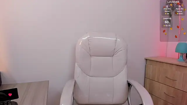 Snapshot of Laayla_fiire2 chatting on December 9, 2024, 11:47 am Laayla fiire2 online show from December 9, 2024, 11:47 am