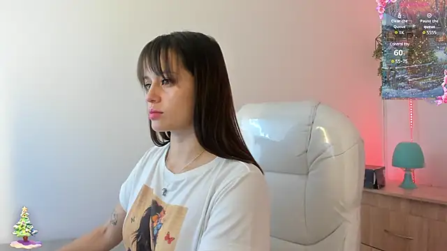 Snapshot of Laayla_fiire2 chatting on December 20, 2024, 12:27 pm Laayla fiire2 online show from December 20, 2024, 12:27 pm
