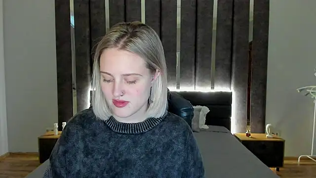 Snapshot of _Sarah_Soul_ chatting on January 1, 2025, 8:56 am Sarah Soul online show from January 1, 2025, 8:56 am