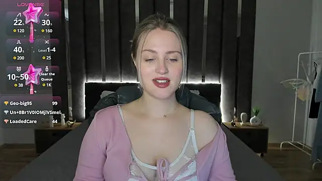 Snapshot of _Sarah_Soul_ chatting on January 24, 2025, 3:43 am Sarah Soul online show from January 24, 2025, 3:43 am