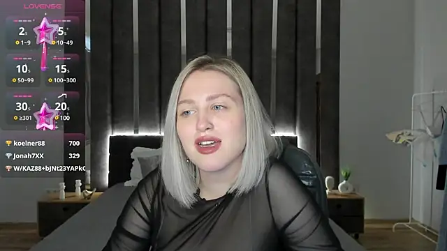 Snapshot of _Sarah_Soul_ chatting on January 26, 2025, 6:49 am Sarah Soul online show from January 26, 2025, 6:49 am