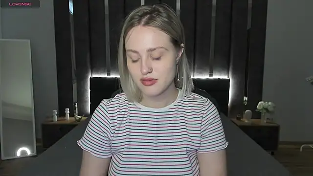Snapshot of _Sarah_Soul_ chatting on February 11, 2025, 6:51 am Sarah Soul online show from February 11, 2025, 6:51 am