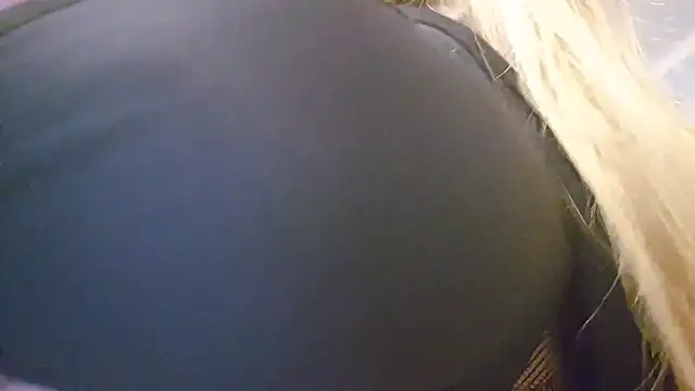 EstrellaWalters online show from October 23, 2025, 1:21 pm