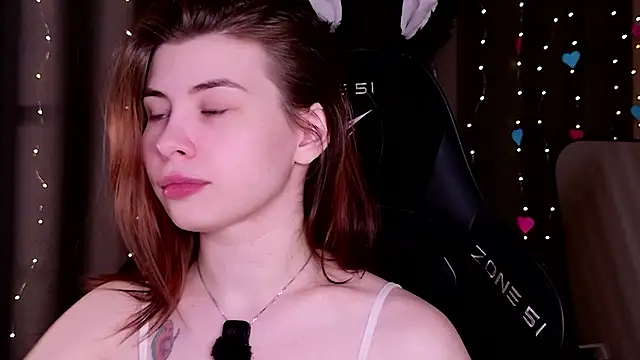 callmetori online show from March 4, 2026, 11:27 am