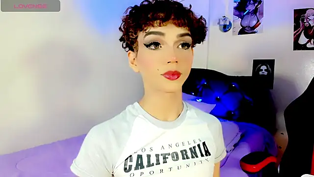 Elissa taylor  online show from November 14, 2025, 7:12 pm