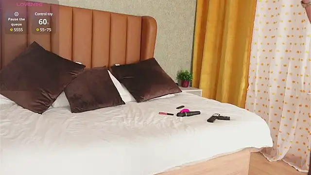 Alexa Duque34 online show from February 9, 2025, 12:08 pm