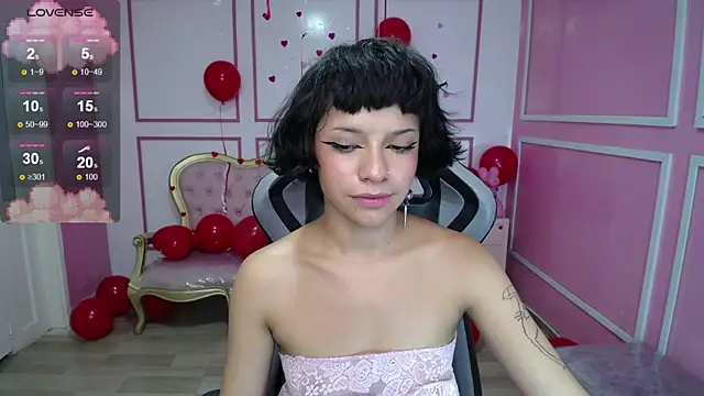 Snapshot of kathina_t chatting on March 1, 2025, 1:22 am kathina t online show from March 1, 2025, 1:22 am
